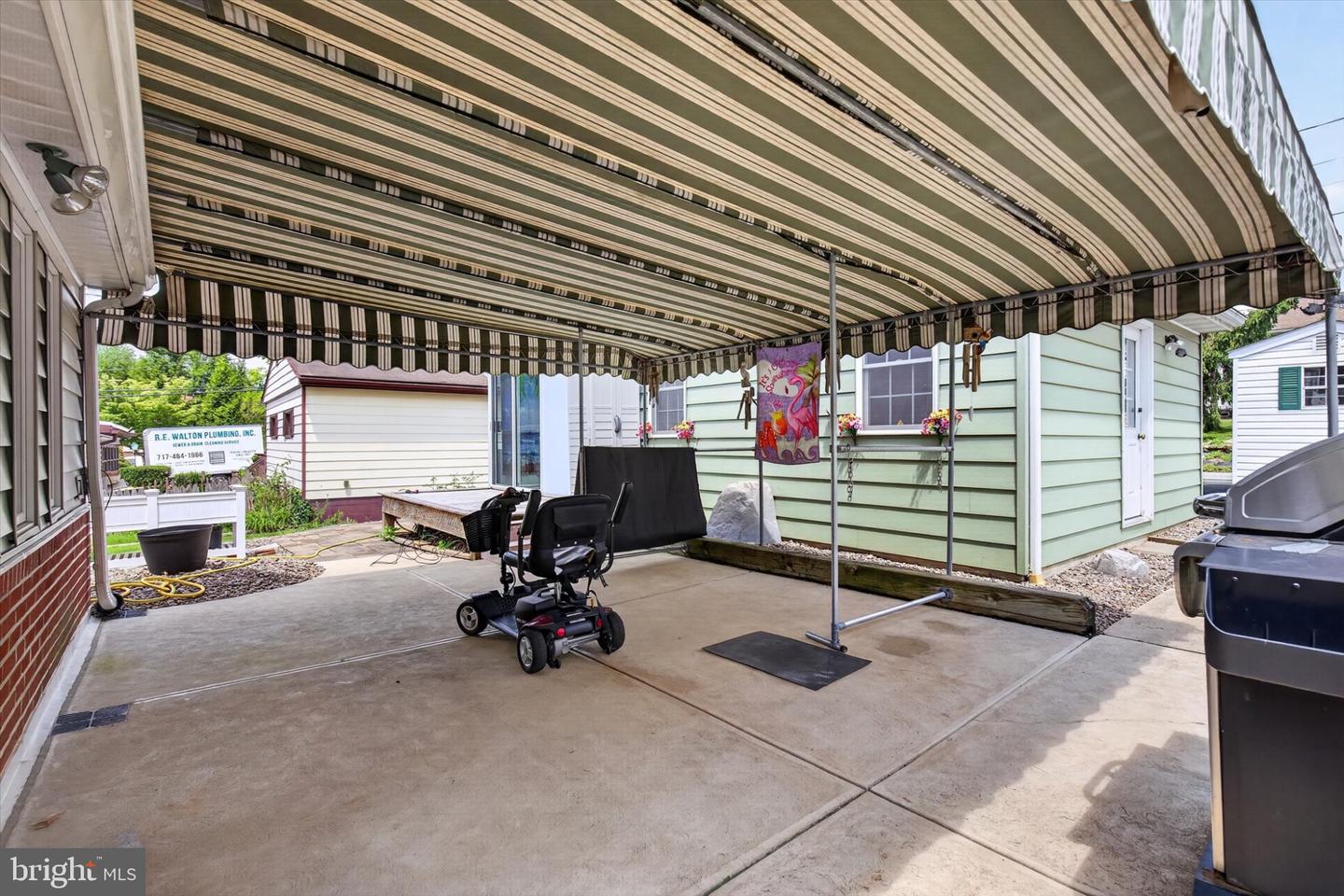 607 Hilton Property Photo 22