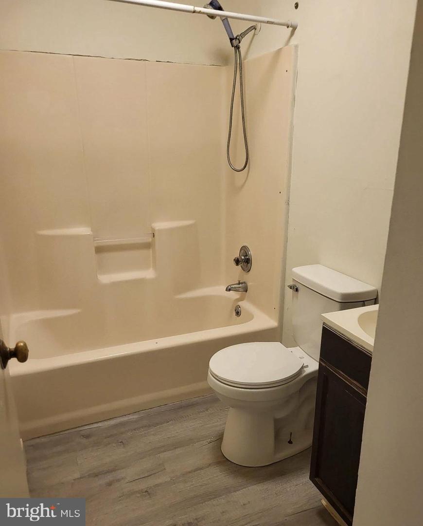 505-507 Poplar St #2 Property Photo 5