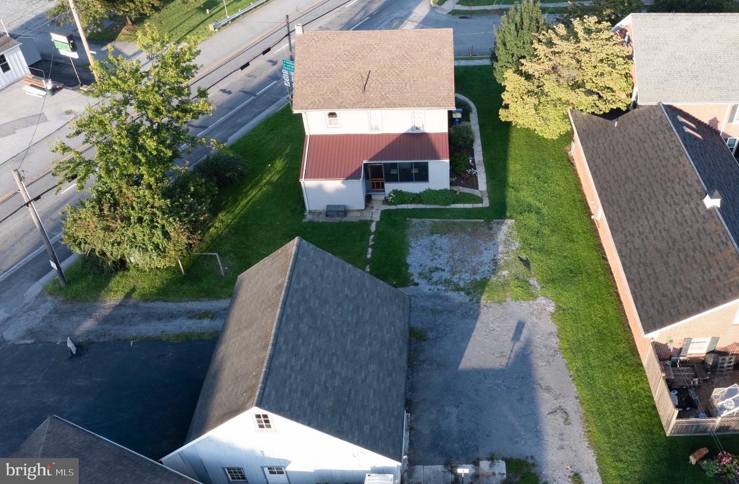 5302 Lincoln Hwy Property Photo 8