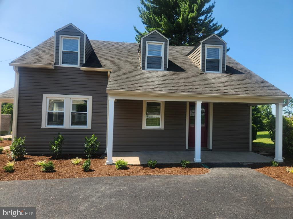 1173 Newport Rd Property Photo 1