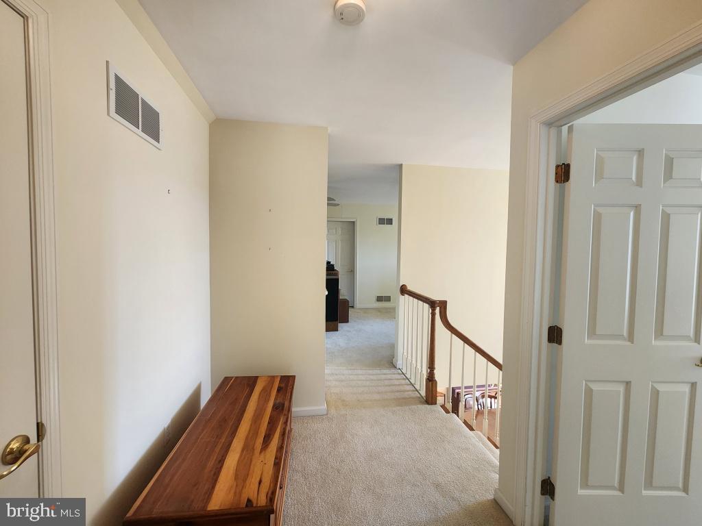 342 N Locust St Property Photo 42