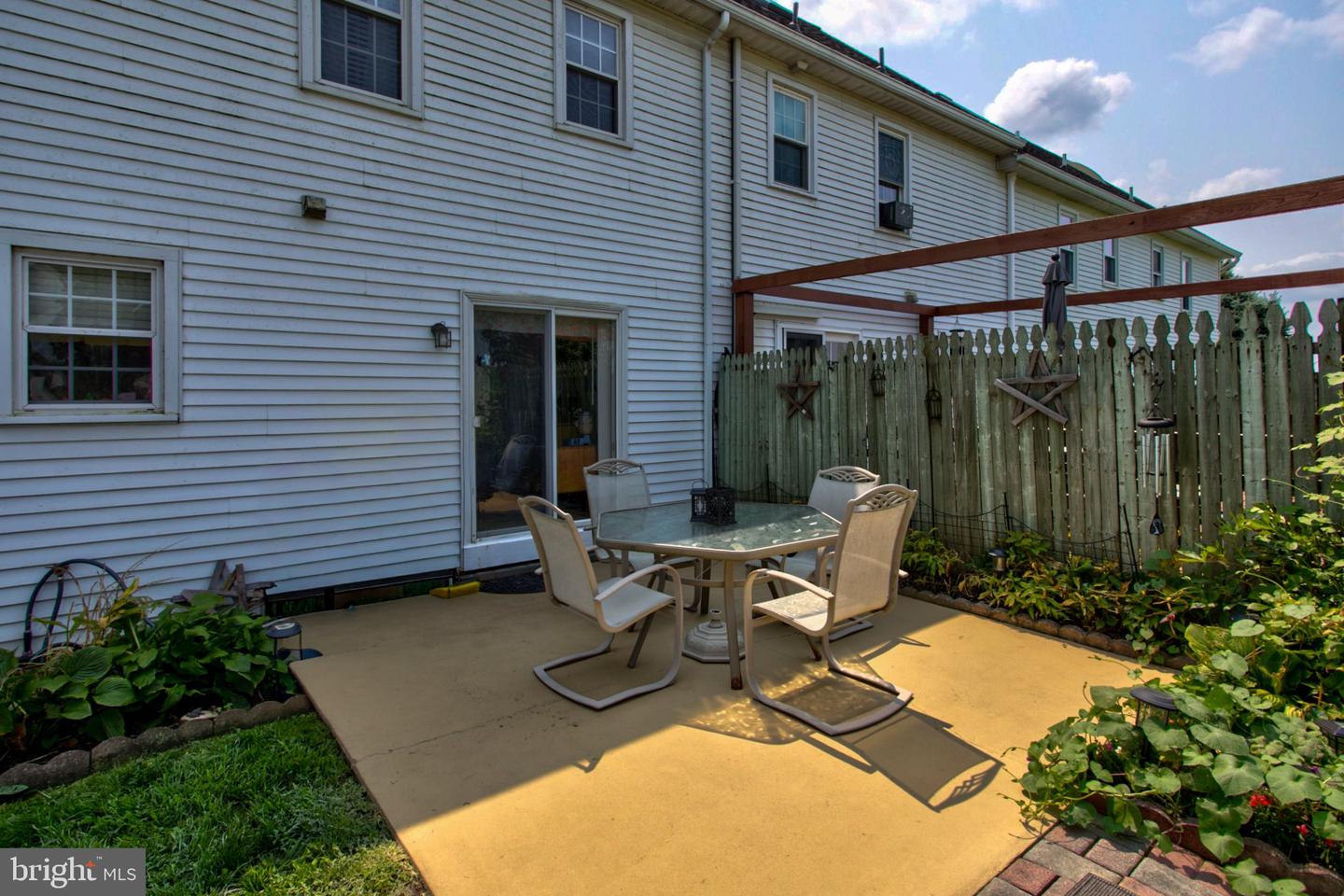 55 Hilldale Dr Property Photo 30
