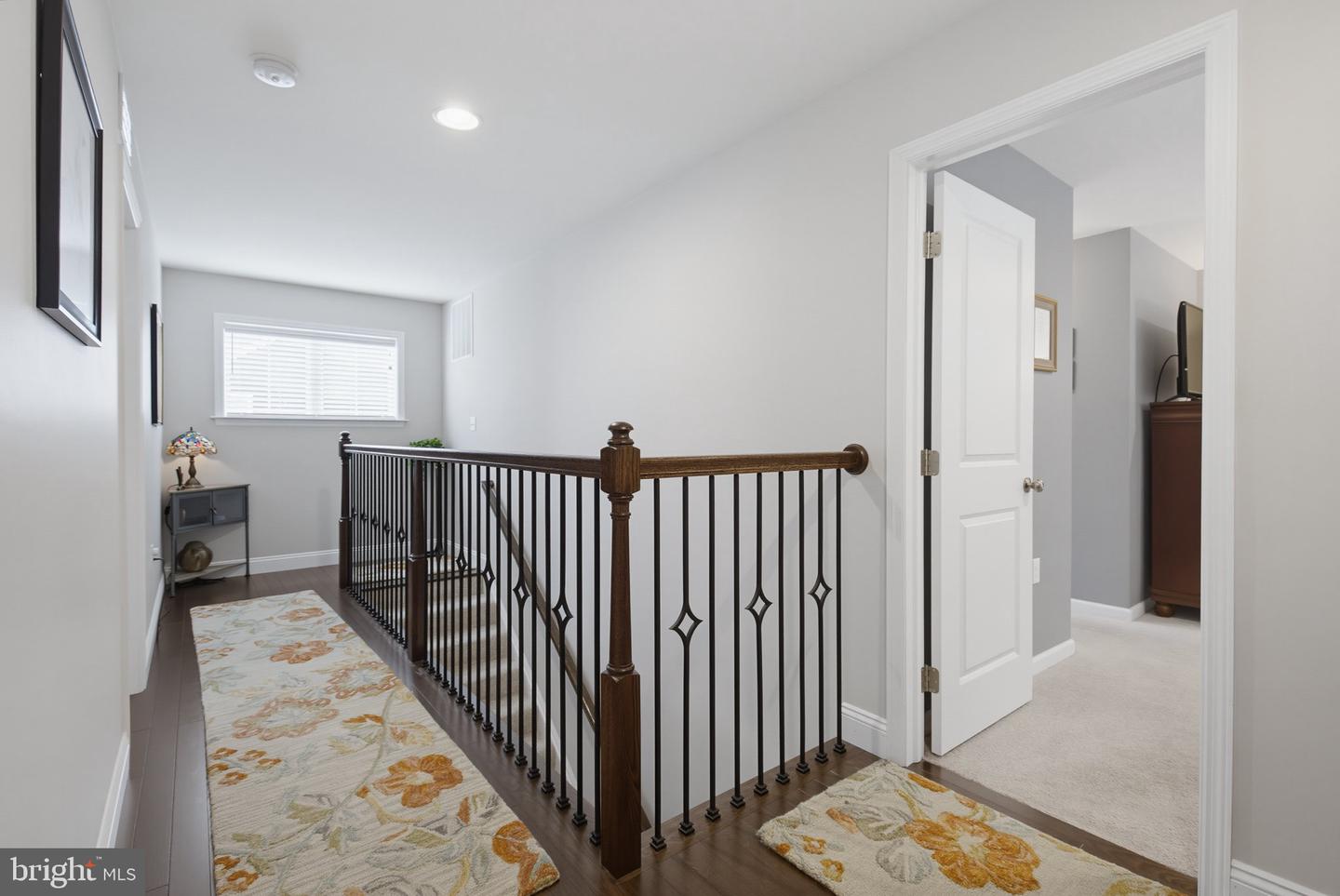 1214 Edgemoor Ct Property Photo 22