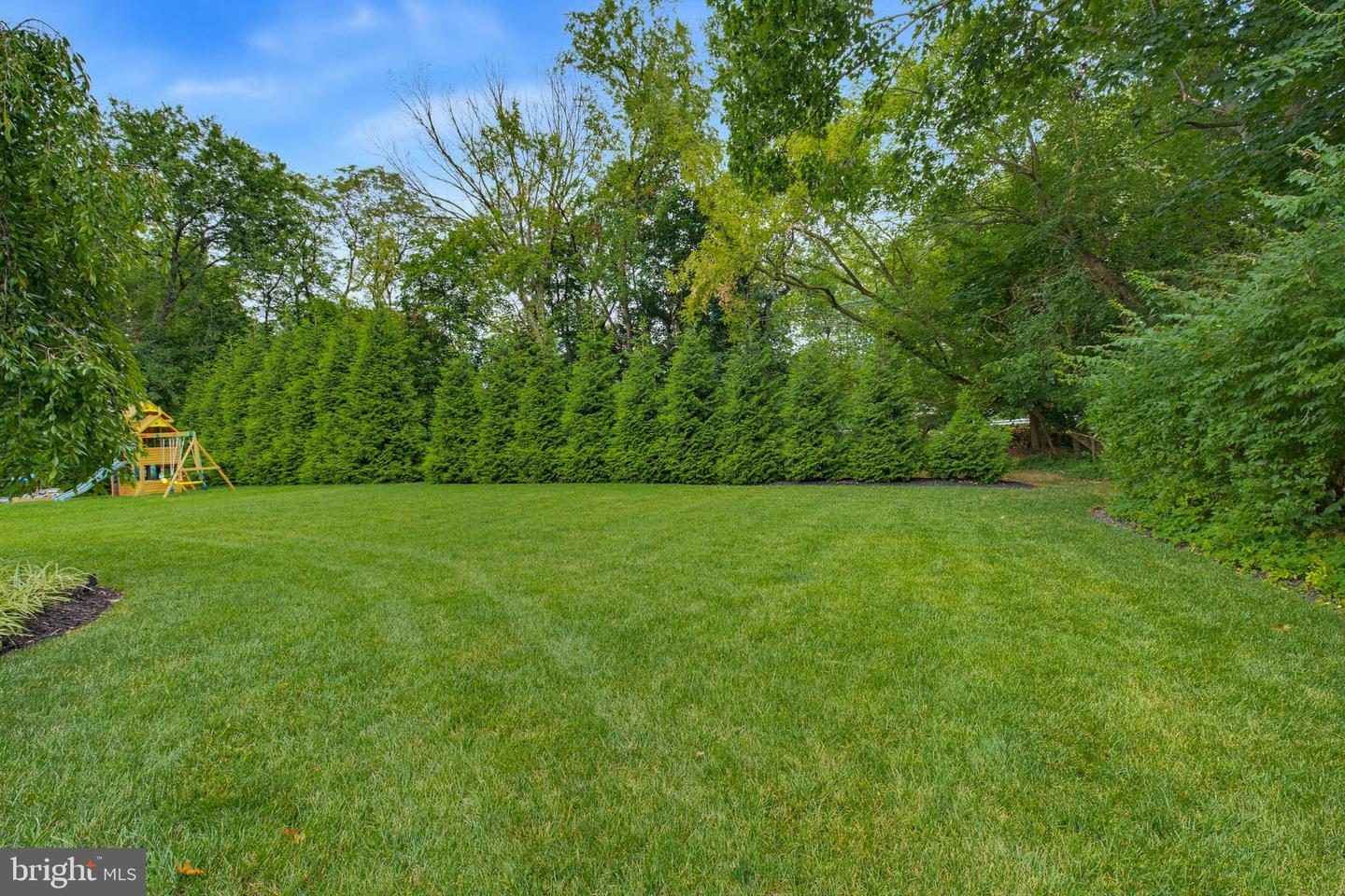 1214 Edgemoor Ct Property Photo 40