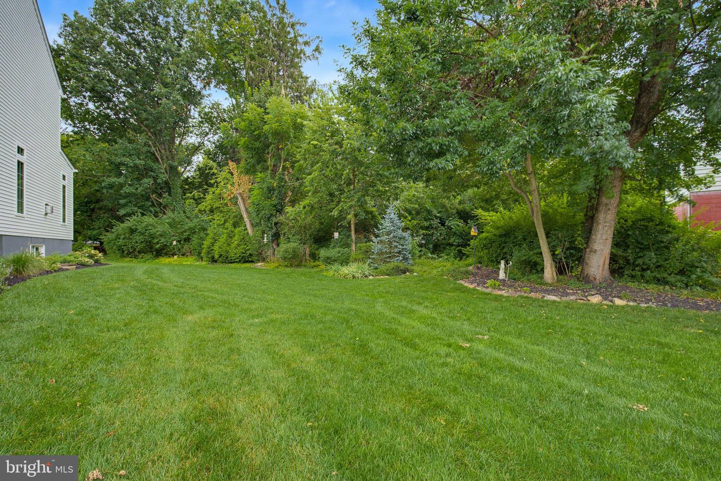 1214 Edgemoor Ct Property Photo 41