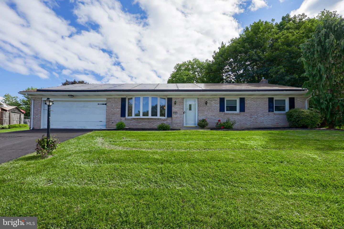 107 Broad Property Photo 1