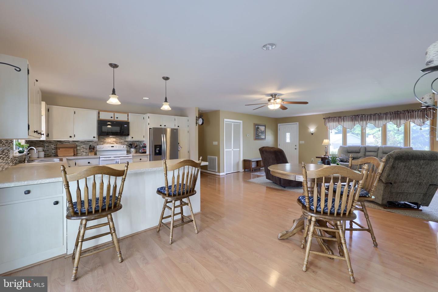 107 Broad Property Photo 18
