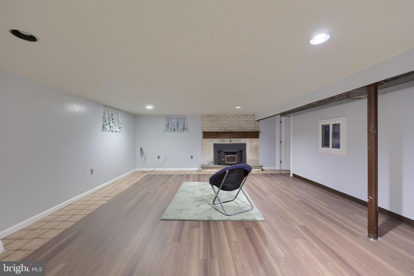 107 Broad Property Photo 33
