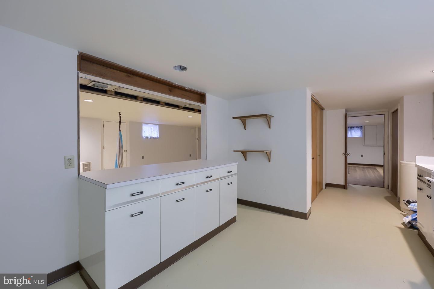107 Broad Property Photo 36