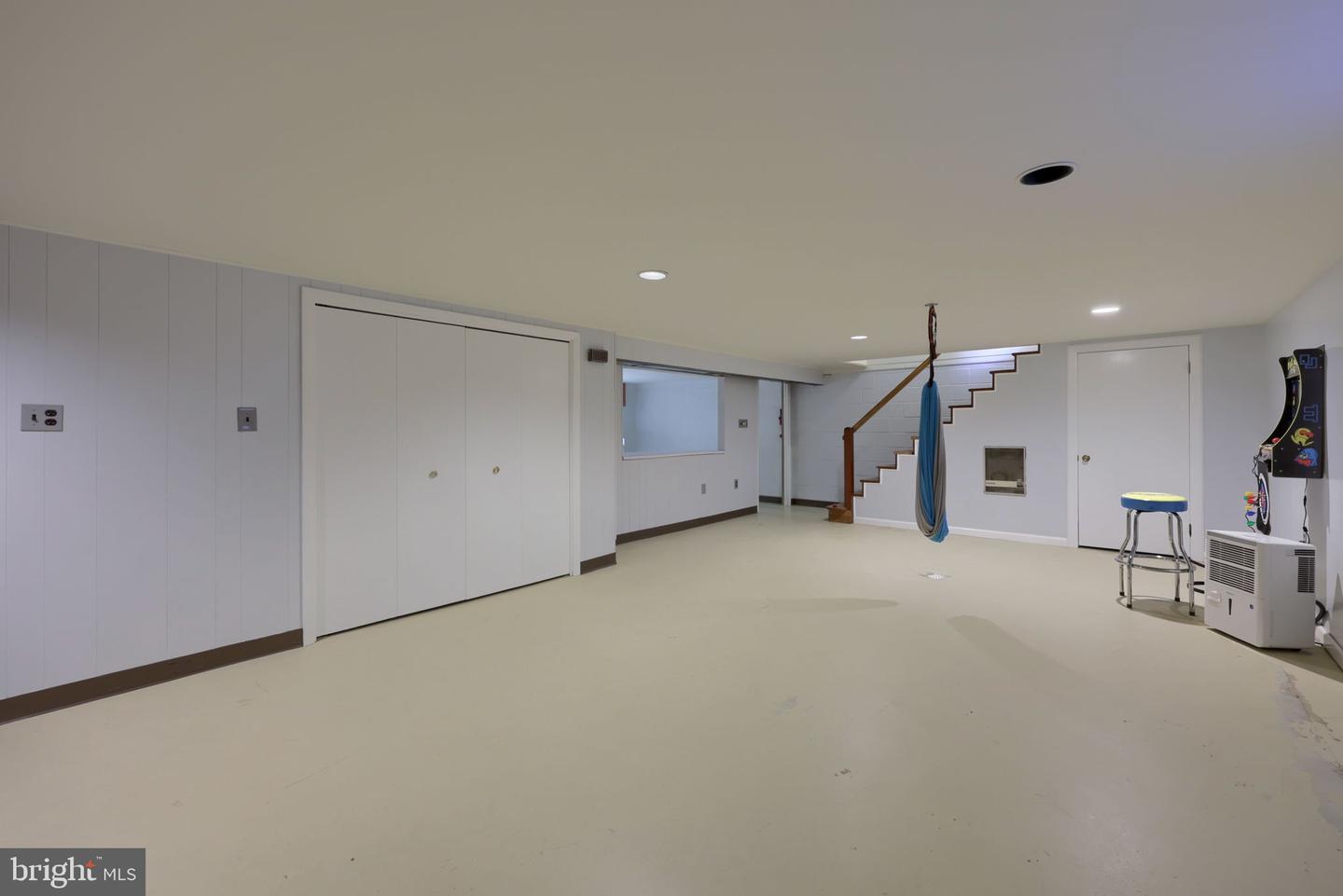 107 Broad Property Photo 41