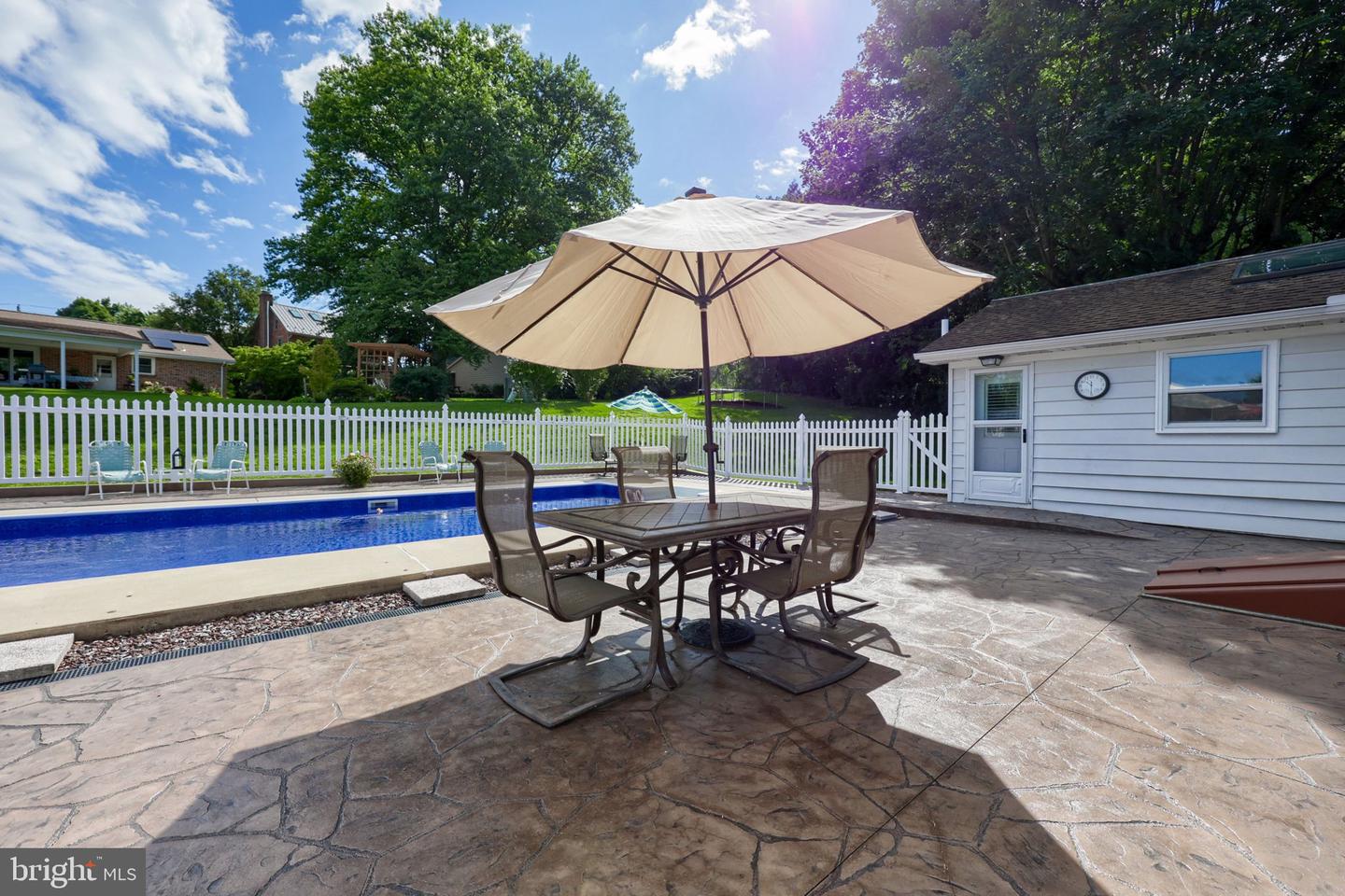 107 Broad Property Photo 50