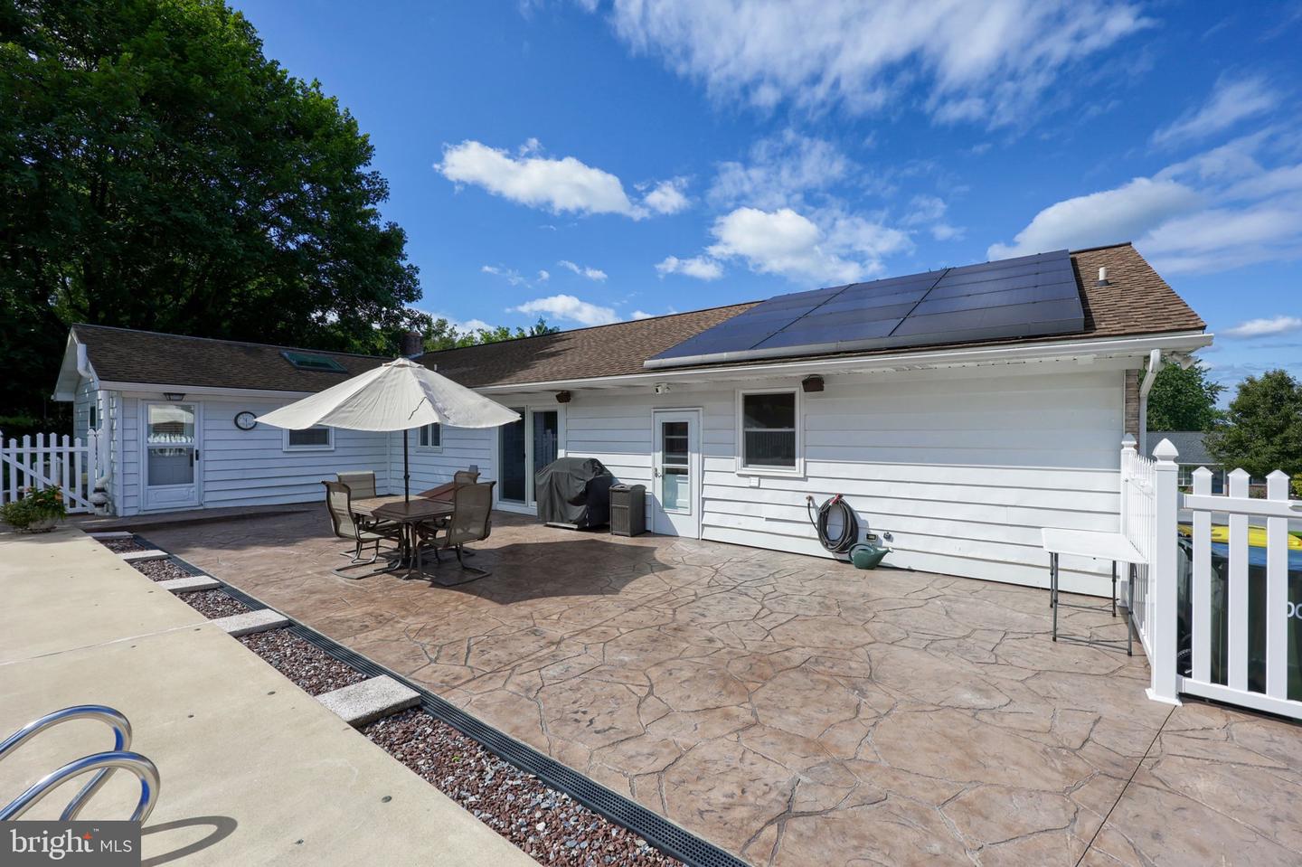 107 Broad Property Photo 51