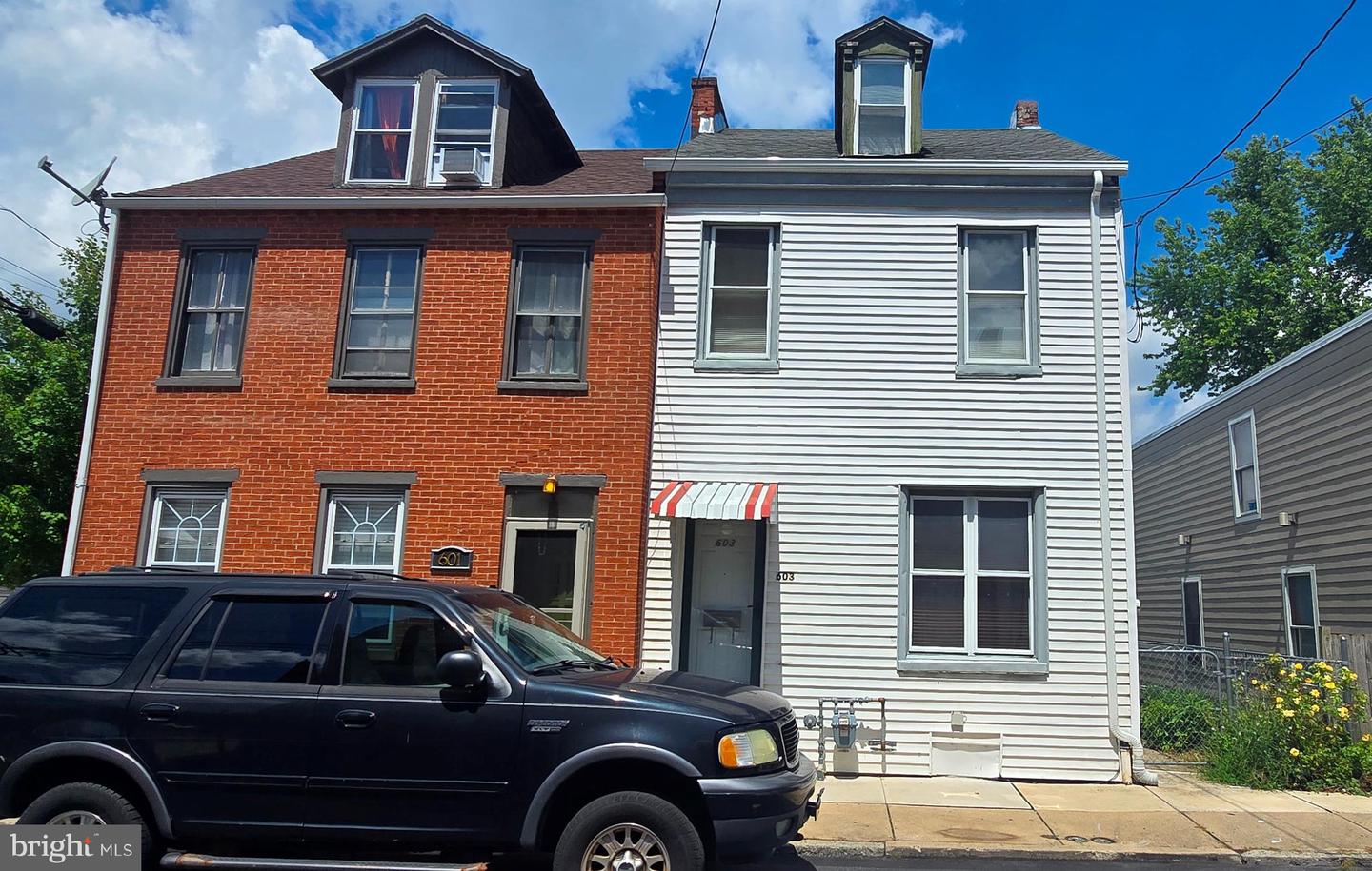 603 E Marion St Property Photo 1