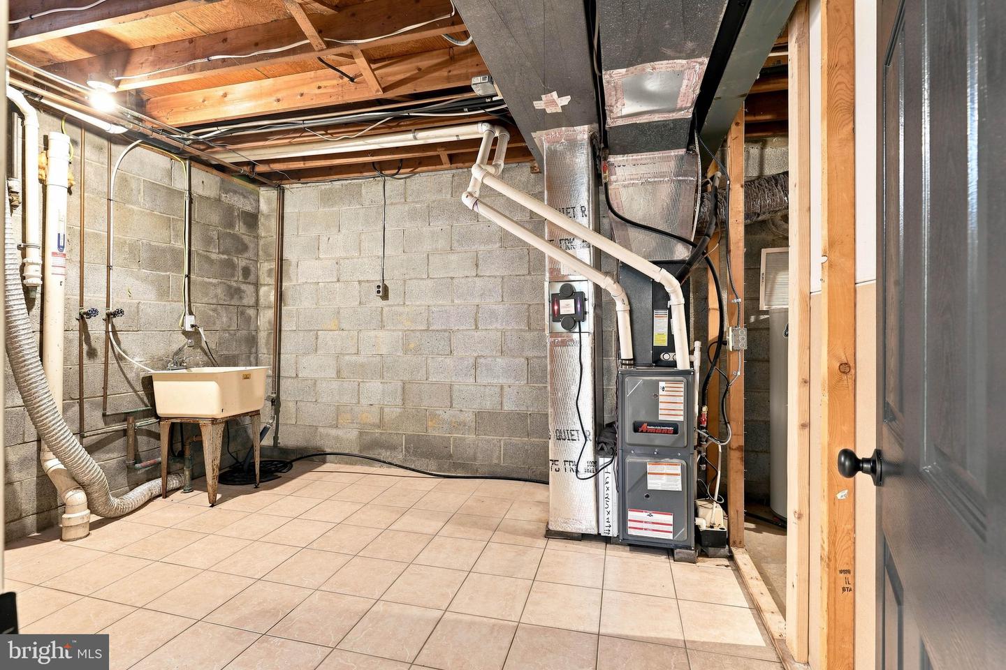 1125 Harriet Ave Property Photo 32