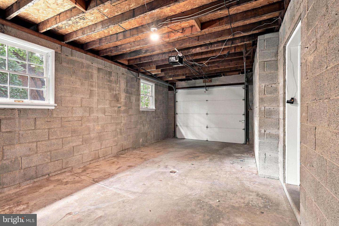 1125 Harriet Ave Property Photo 36