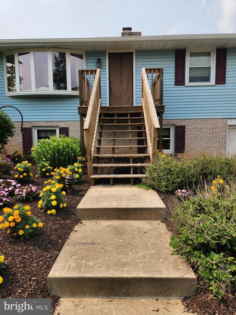 1807 Holtwood Rd Property Photo 2