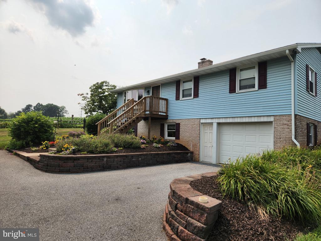 1807 Holtwood Rd Property Photo 3