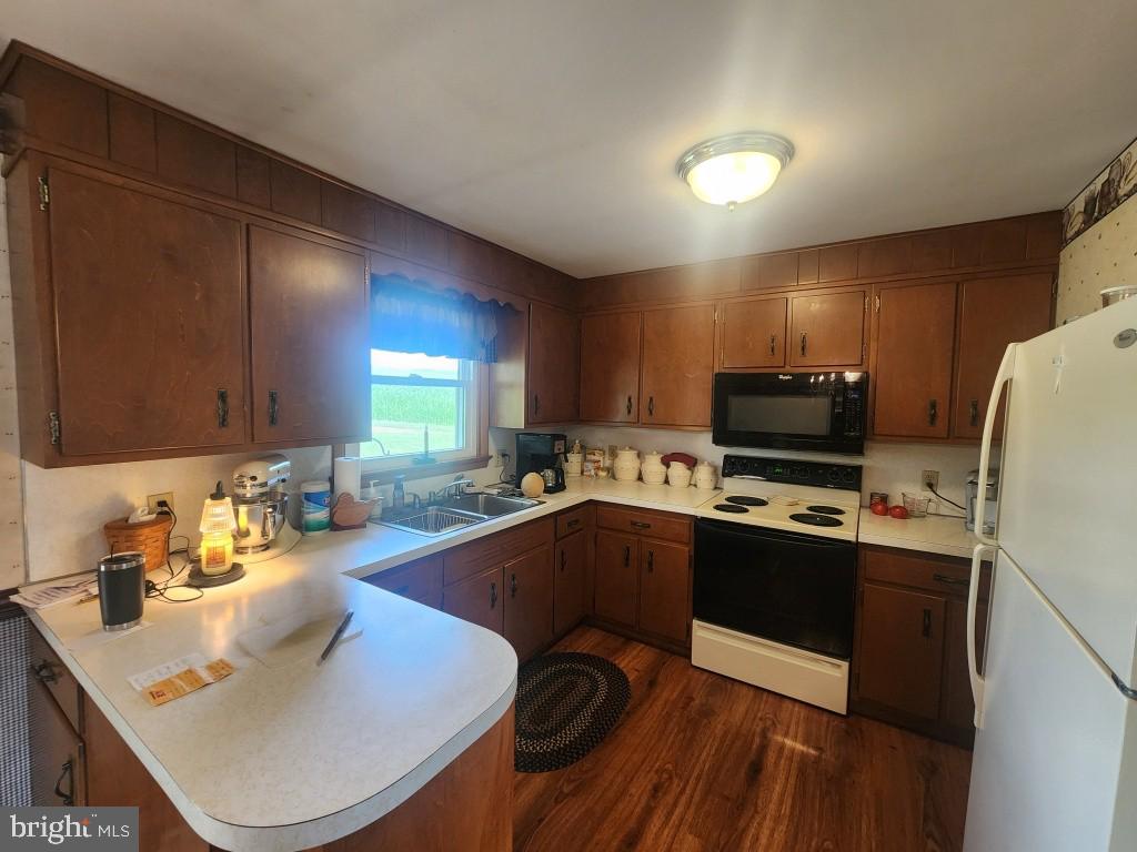 1807 Holtwood Rd Property Photo 12