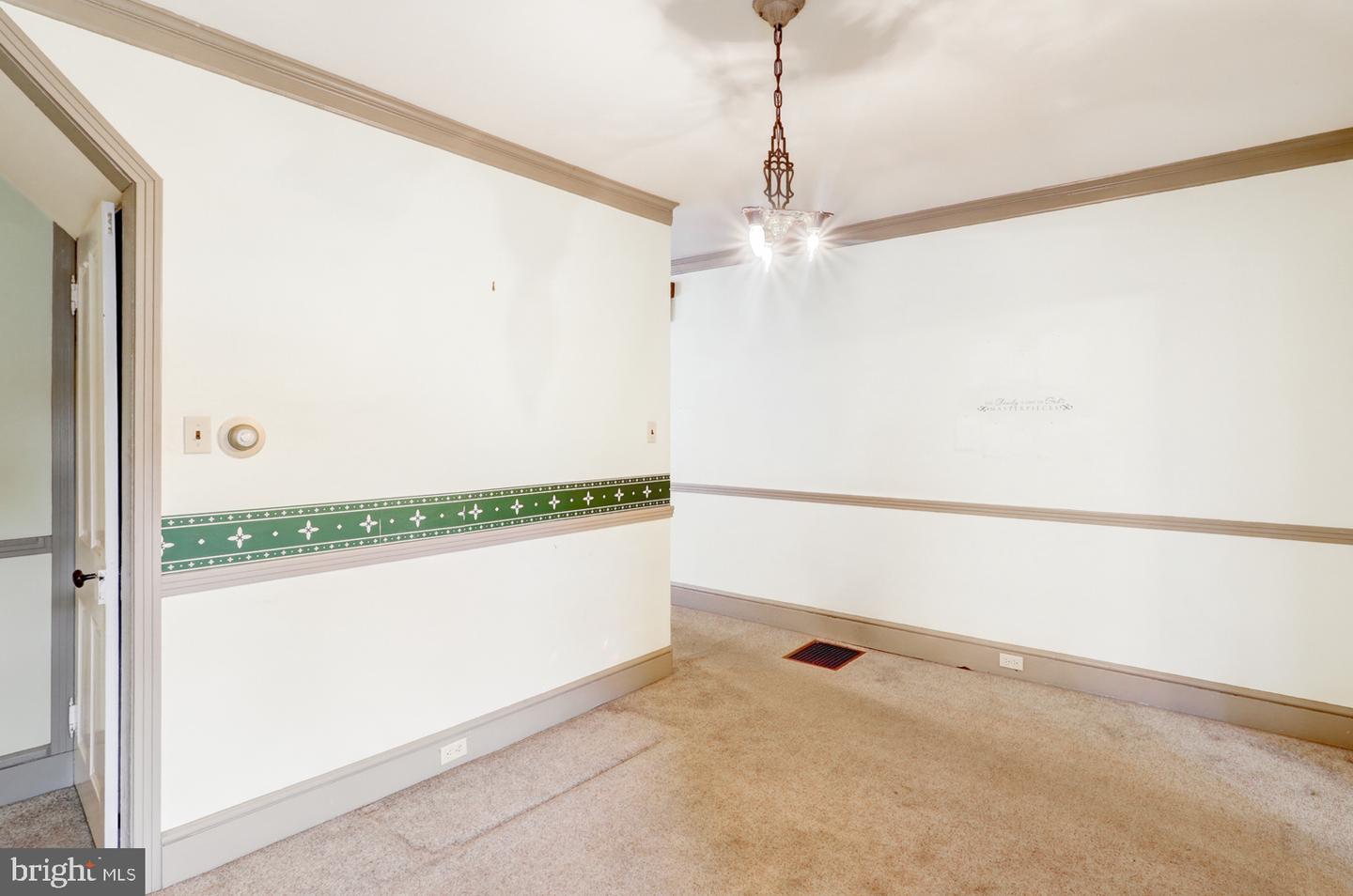 416 N Mary St Property Photo 9