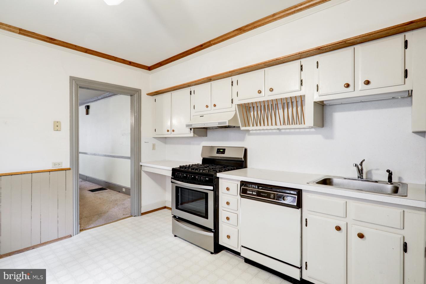 416 N Mary St Property Photo 12