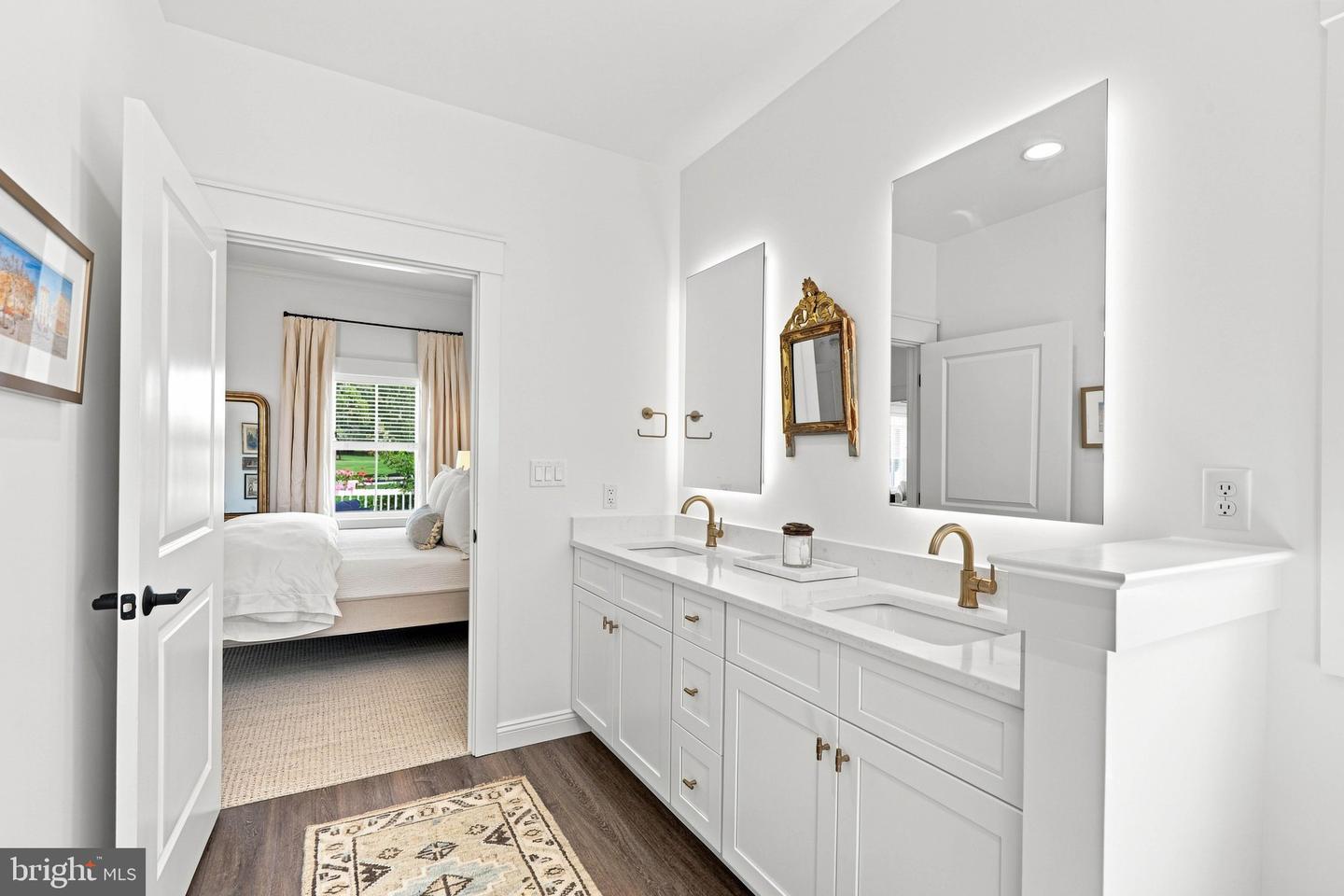 1890 Emerald Way Property Photo 41