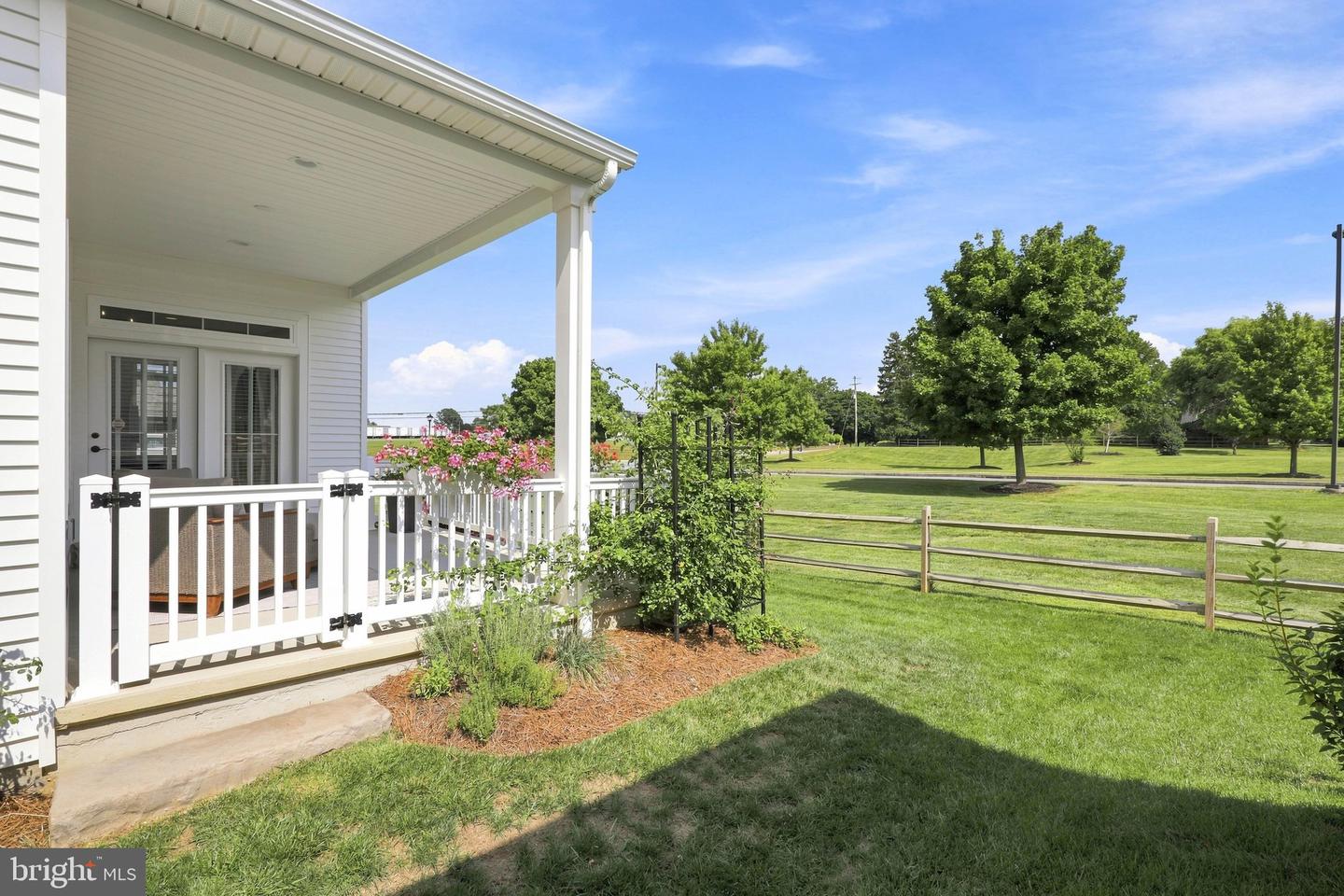 1890 Emerald Way Property Photo 47