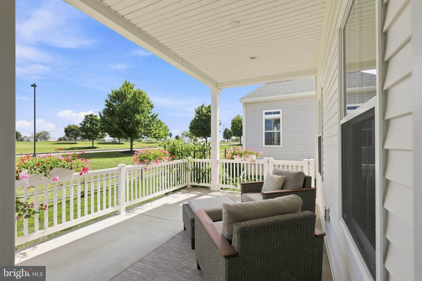 1890 Emerald Way Property Photo 48