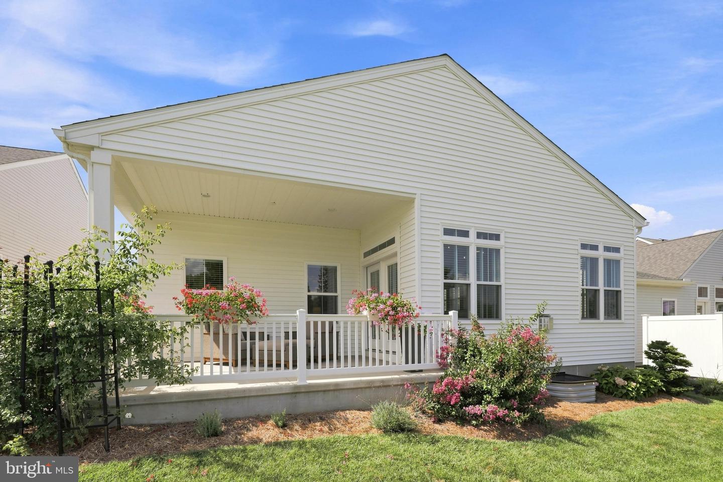 1890 Emerald Way Property Photo 50