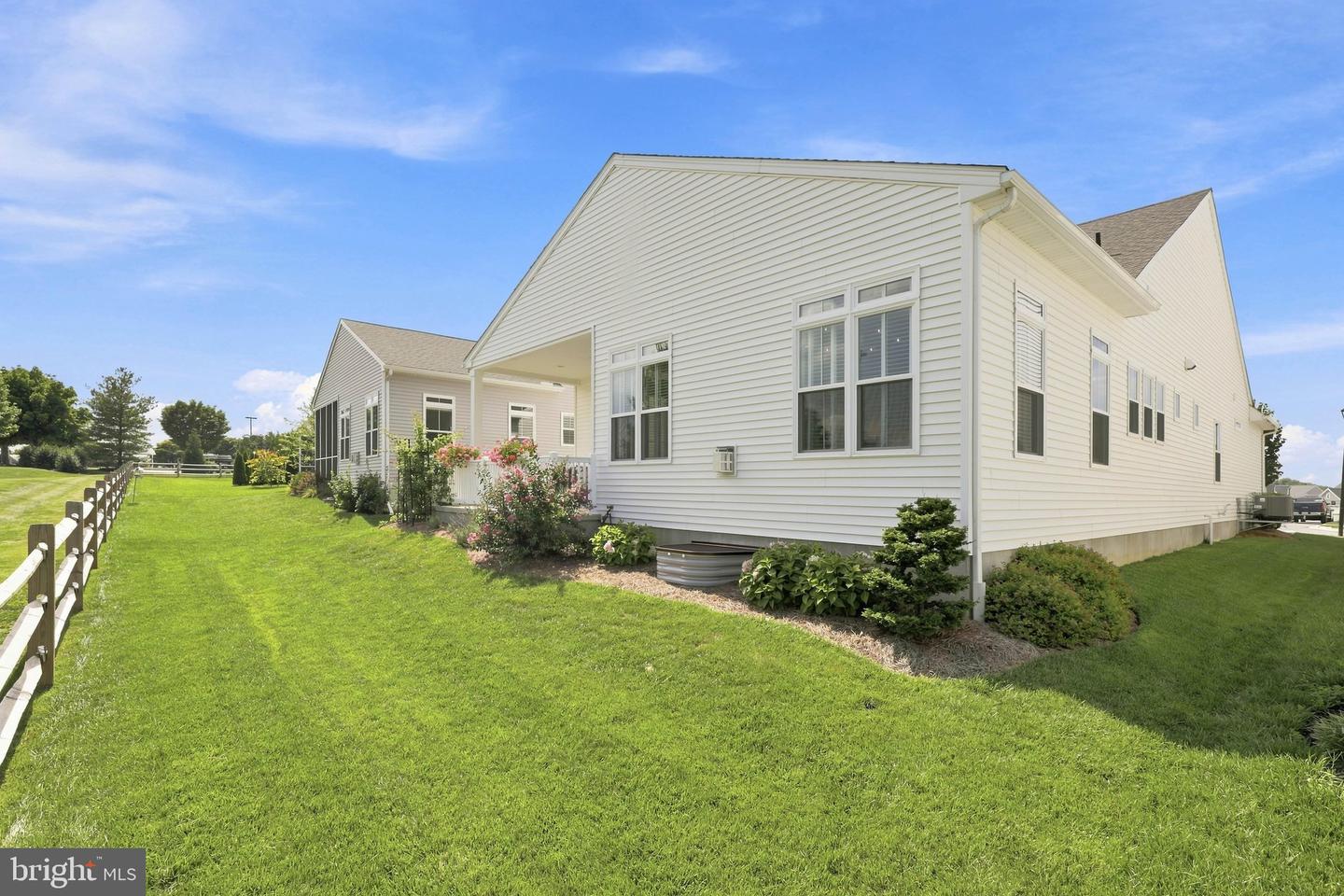 1890 Emerald Way Property Photo 52