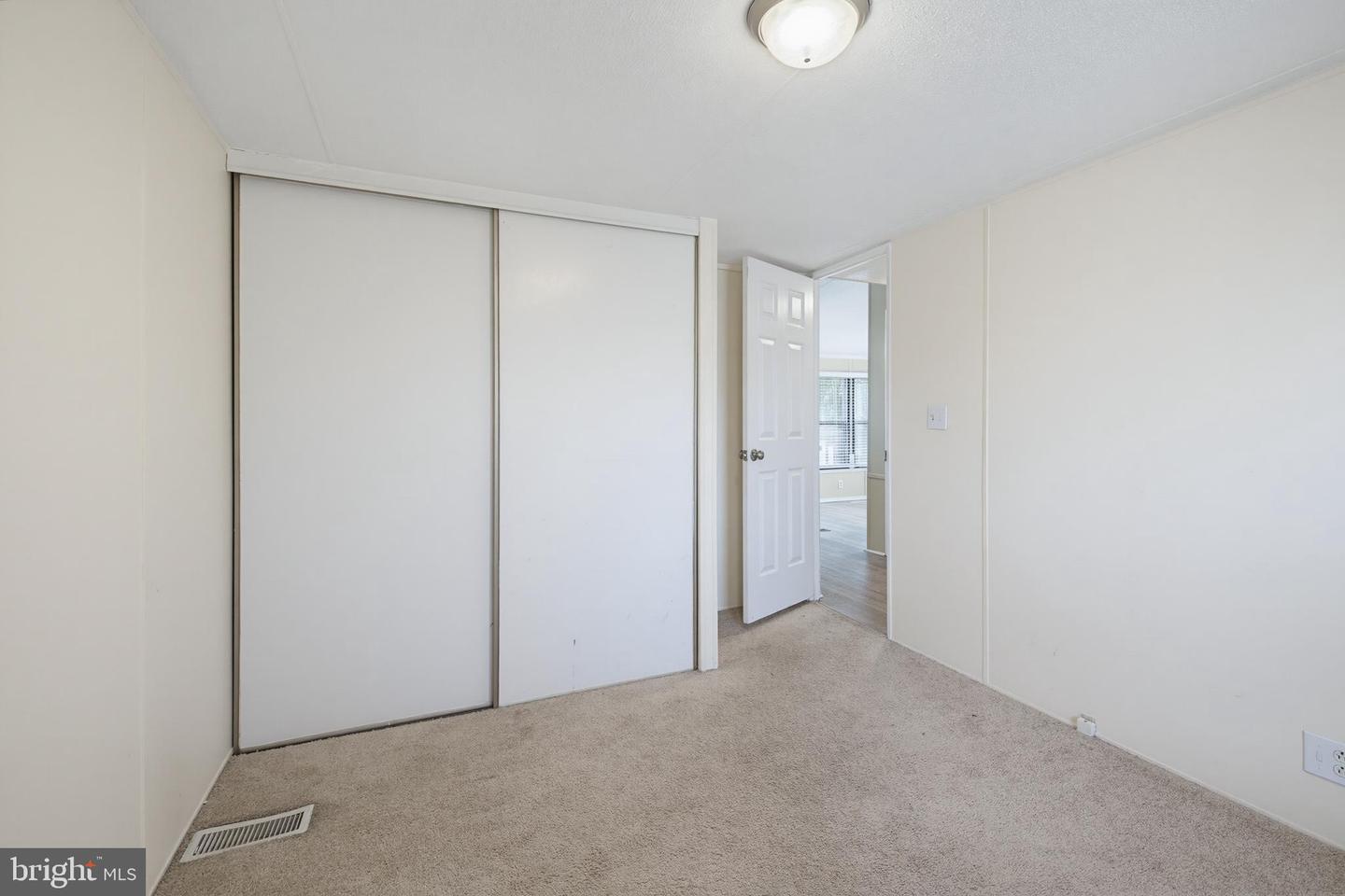 211 Greyfield Dr Property Photo 26