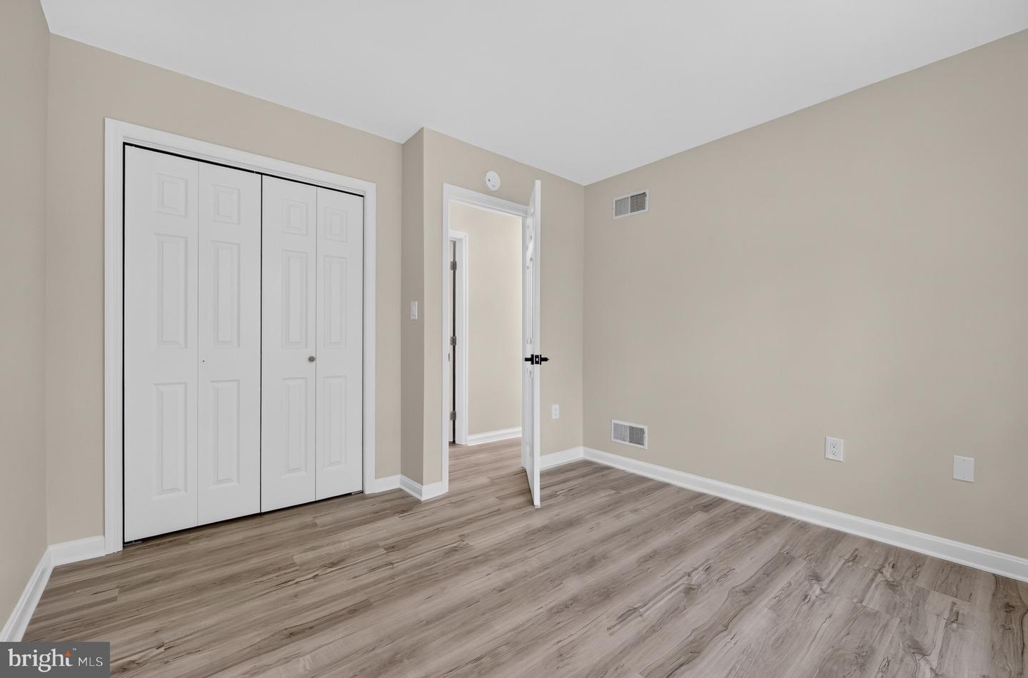 664 Center Rd Property Photo 17