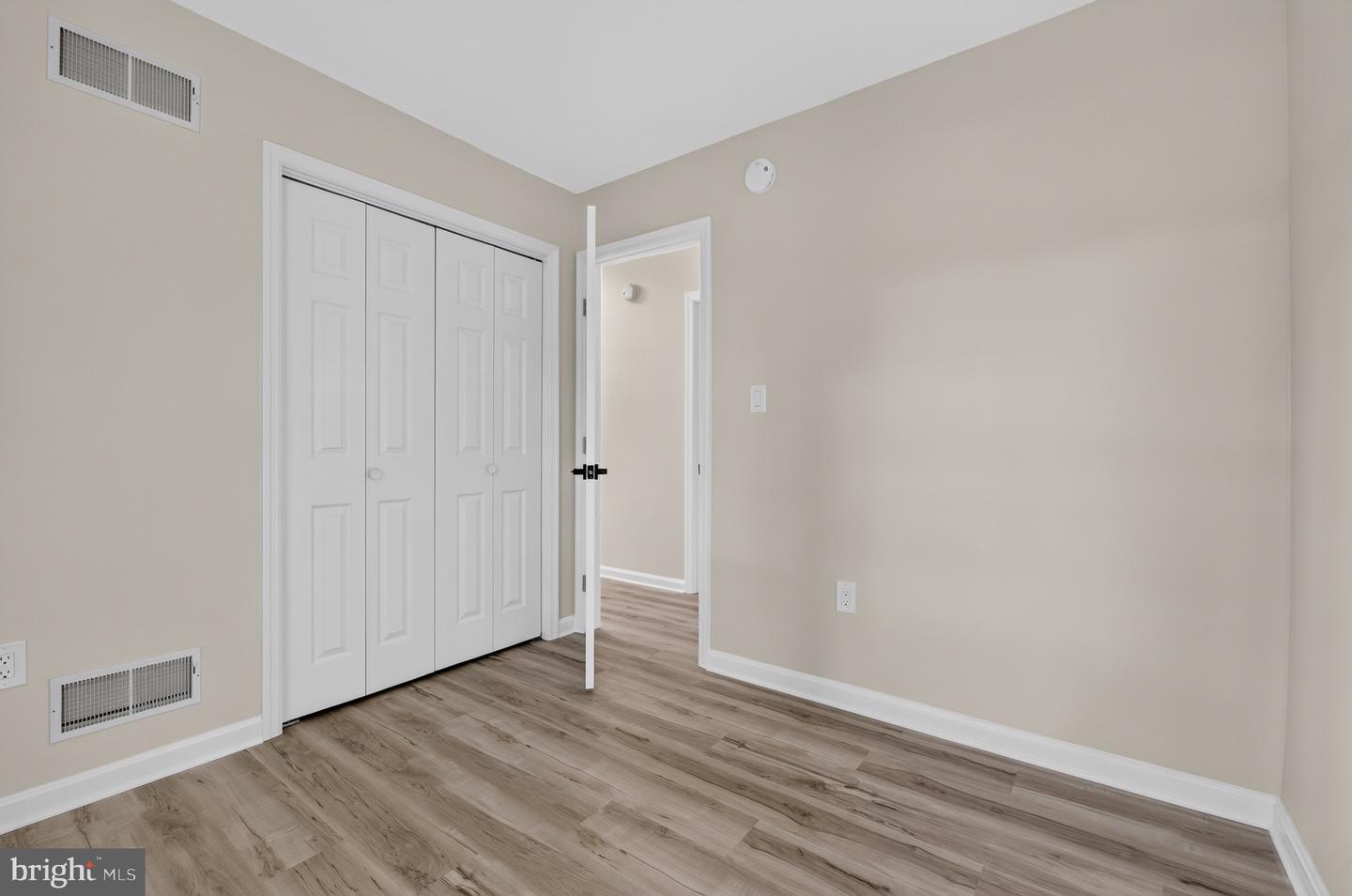 664 Center Rd Property Photo 19