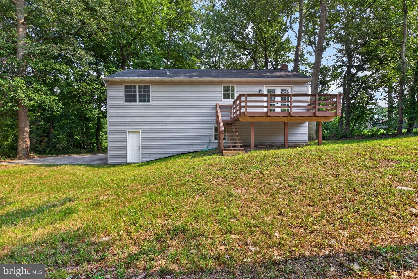 664 Center Rd Property Photo 30