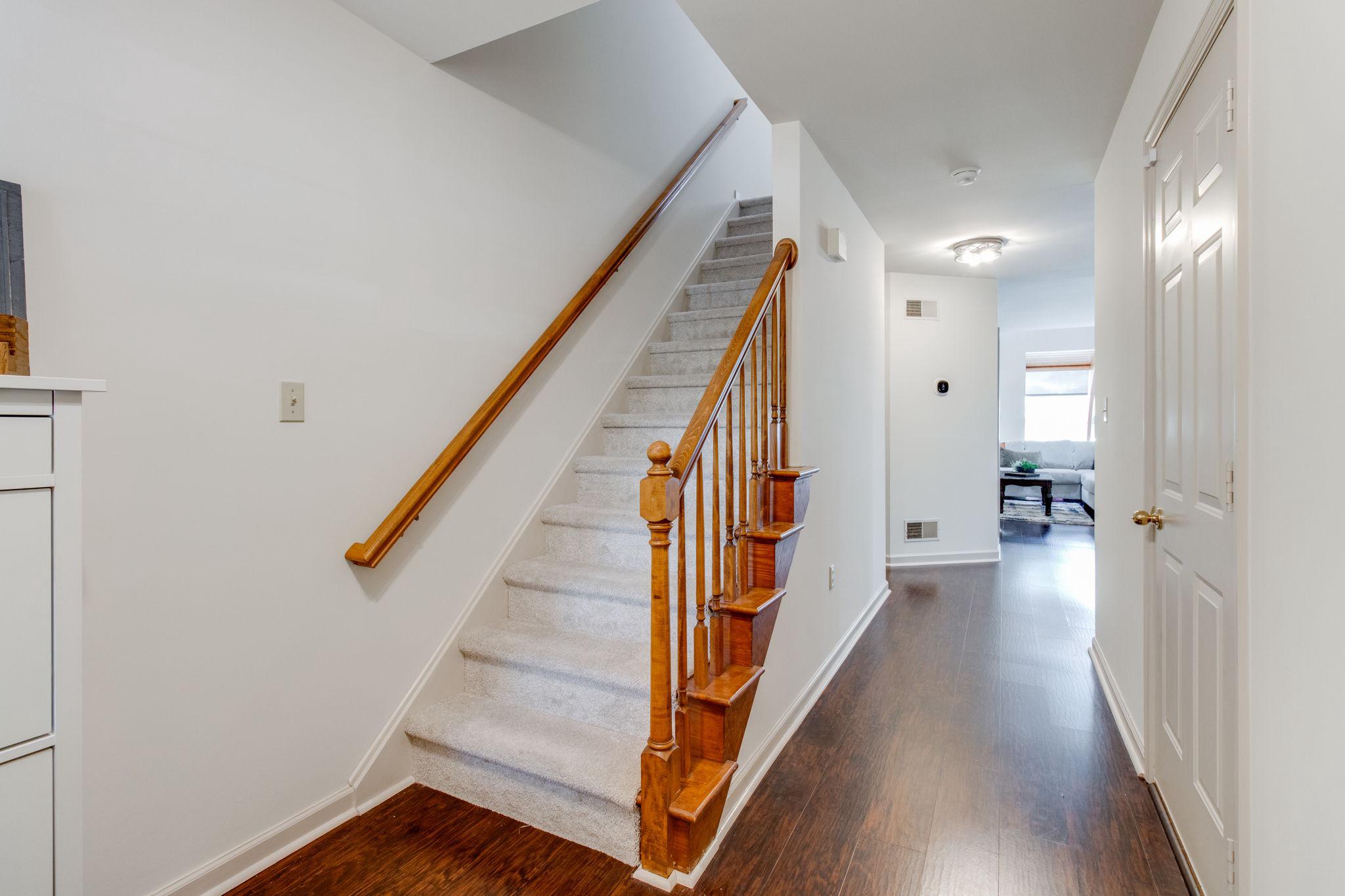 127 Pepperton Ct Property Photo 8