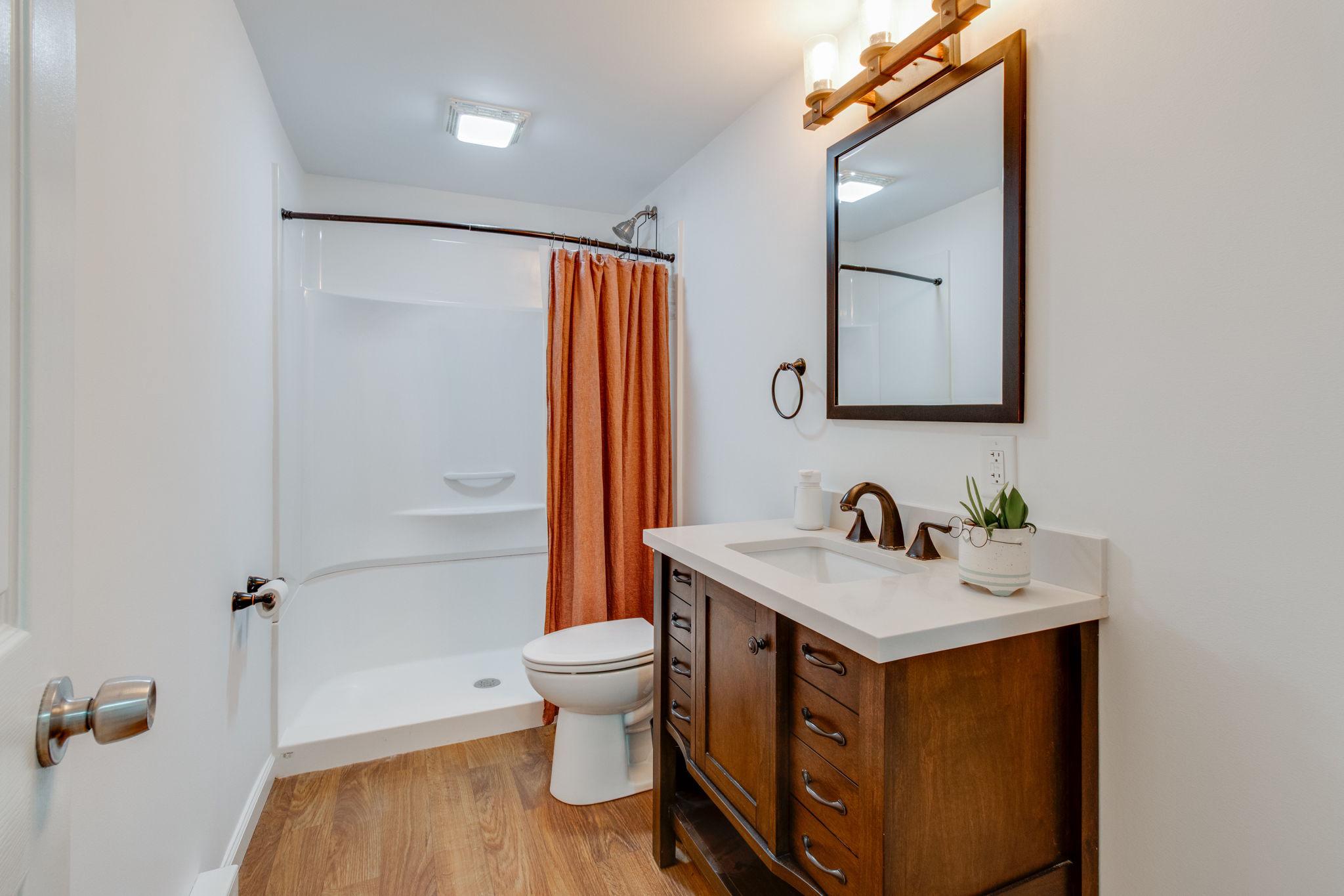127 Pepperton Ct Property Photo 33