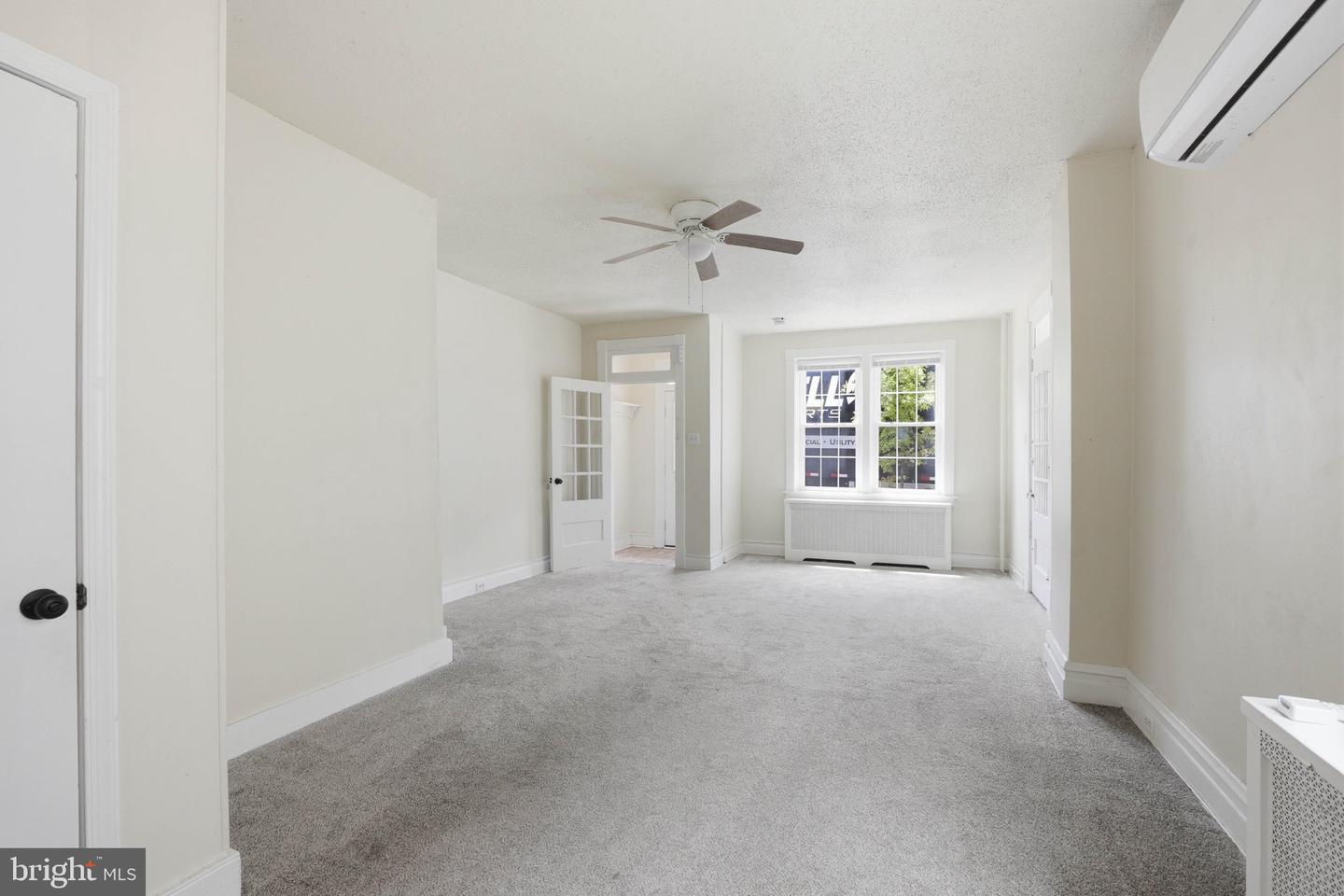 417 E Orange Street Property Photo 7