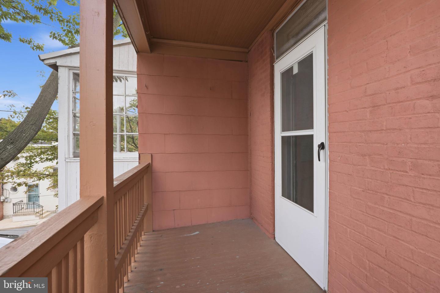 417 E Orange Street Property Photo 27