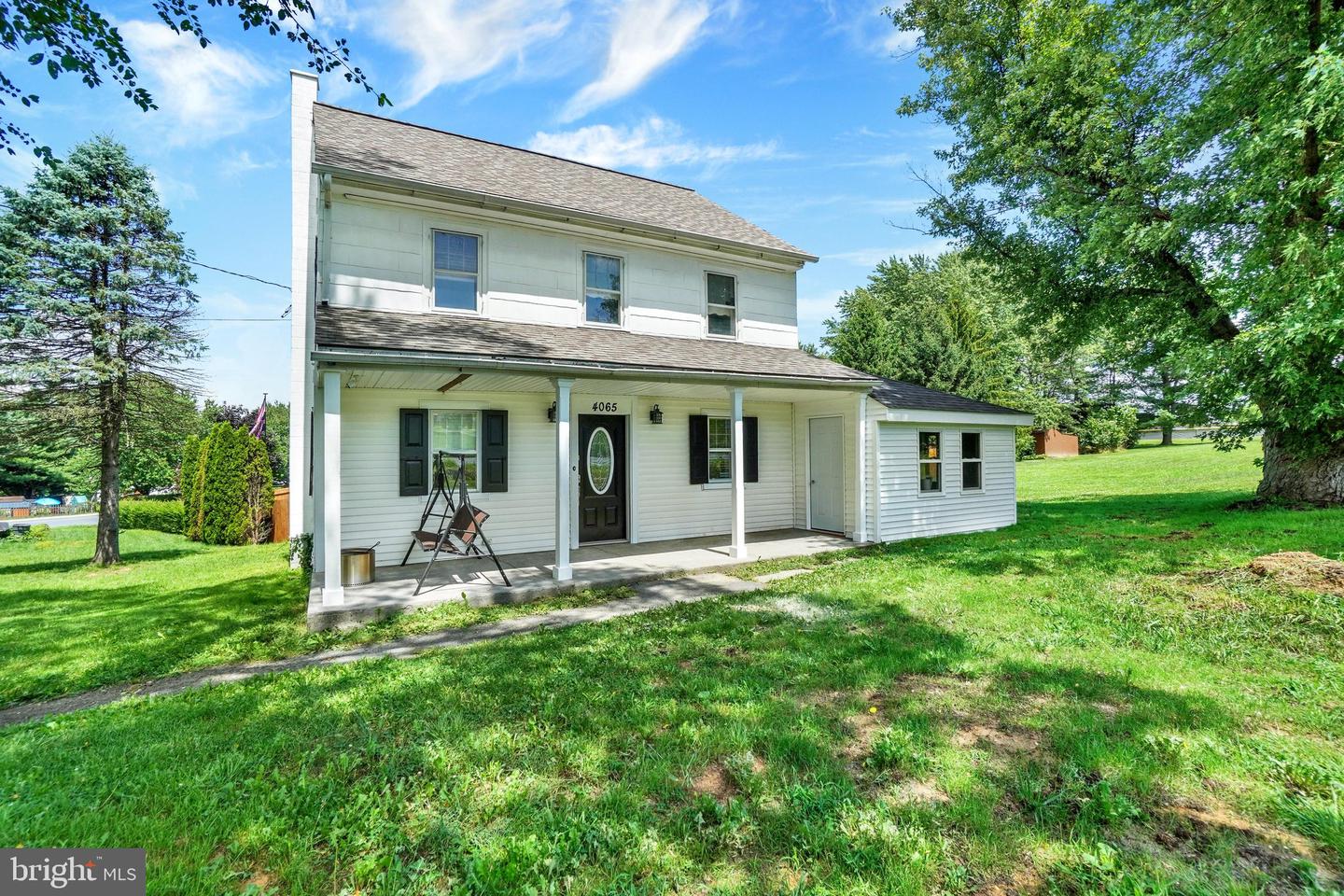 4065 Marietta Ave Property Photo 1