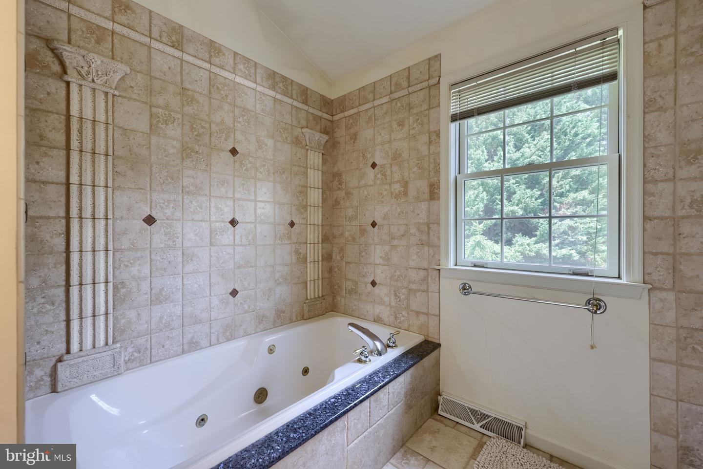 355 Buch Ave Property Photo 34