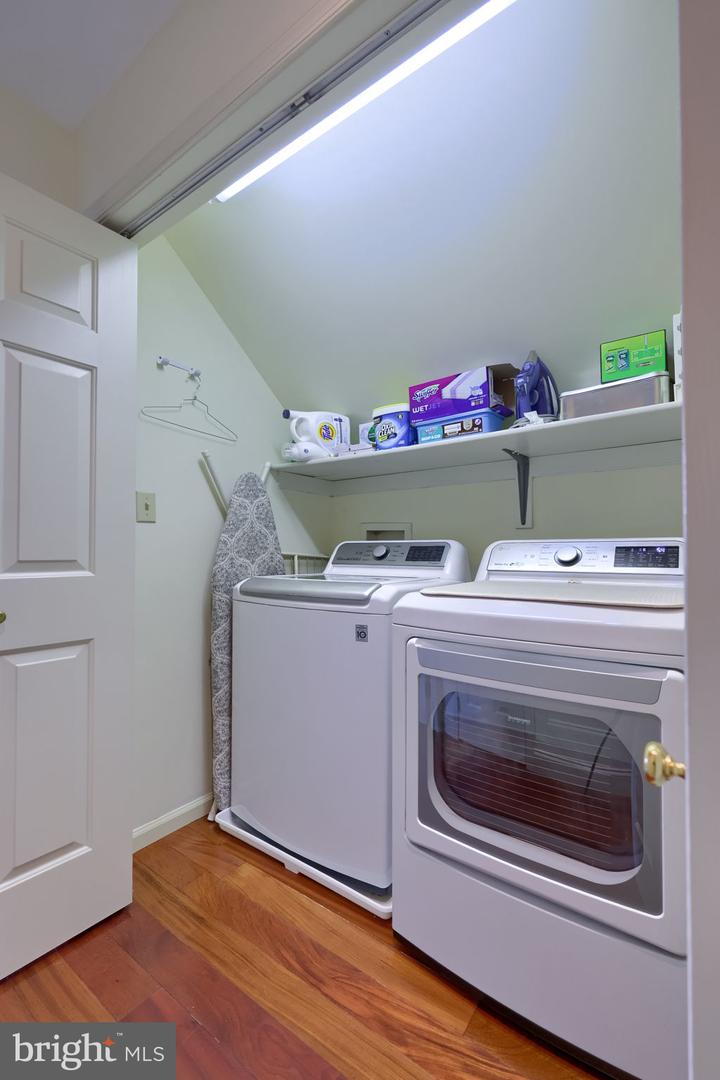 355 Buch Ave Property Photo 43