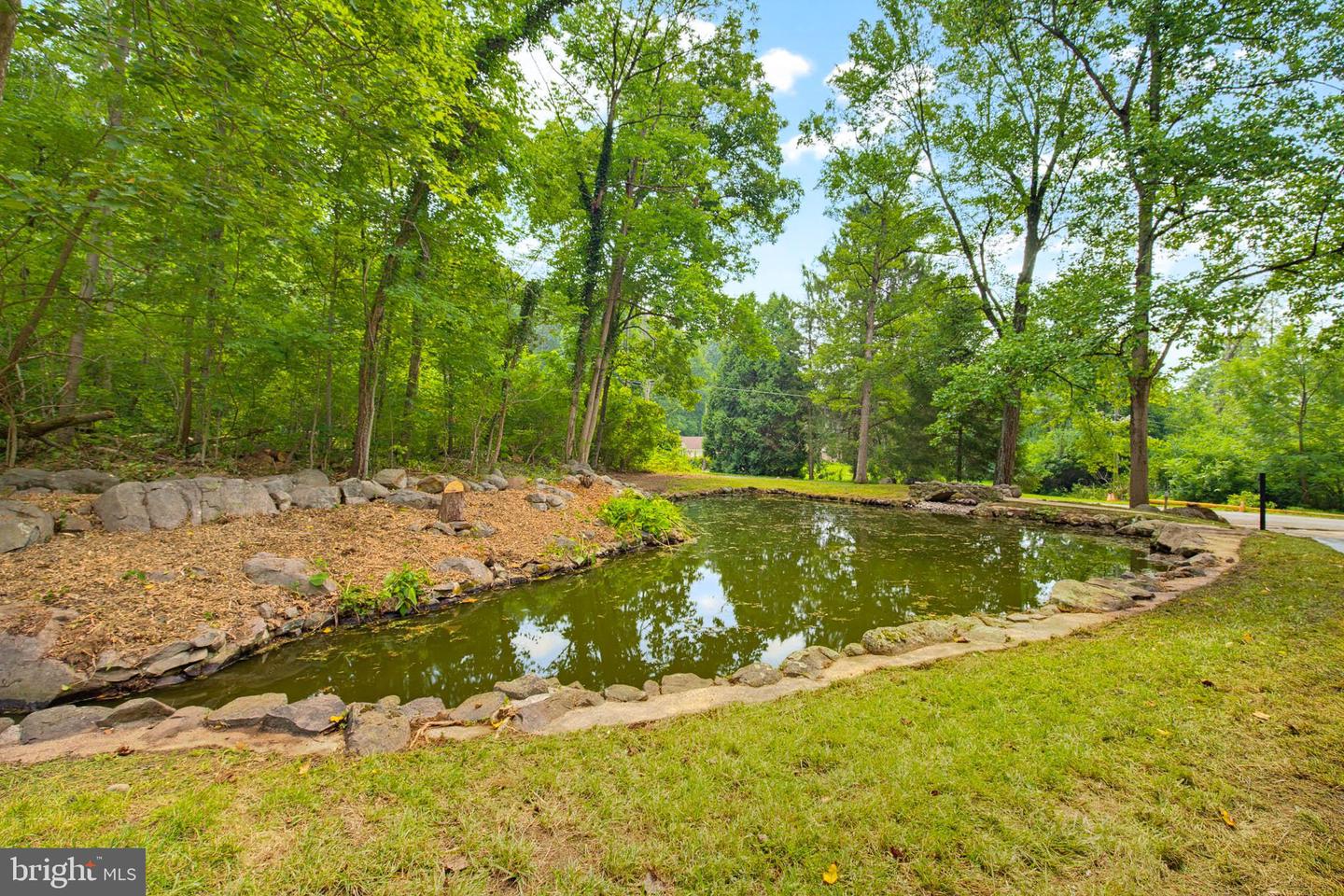 1353 Hilltop Rd Property Photo 4