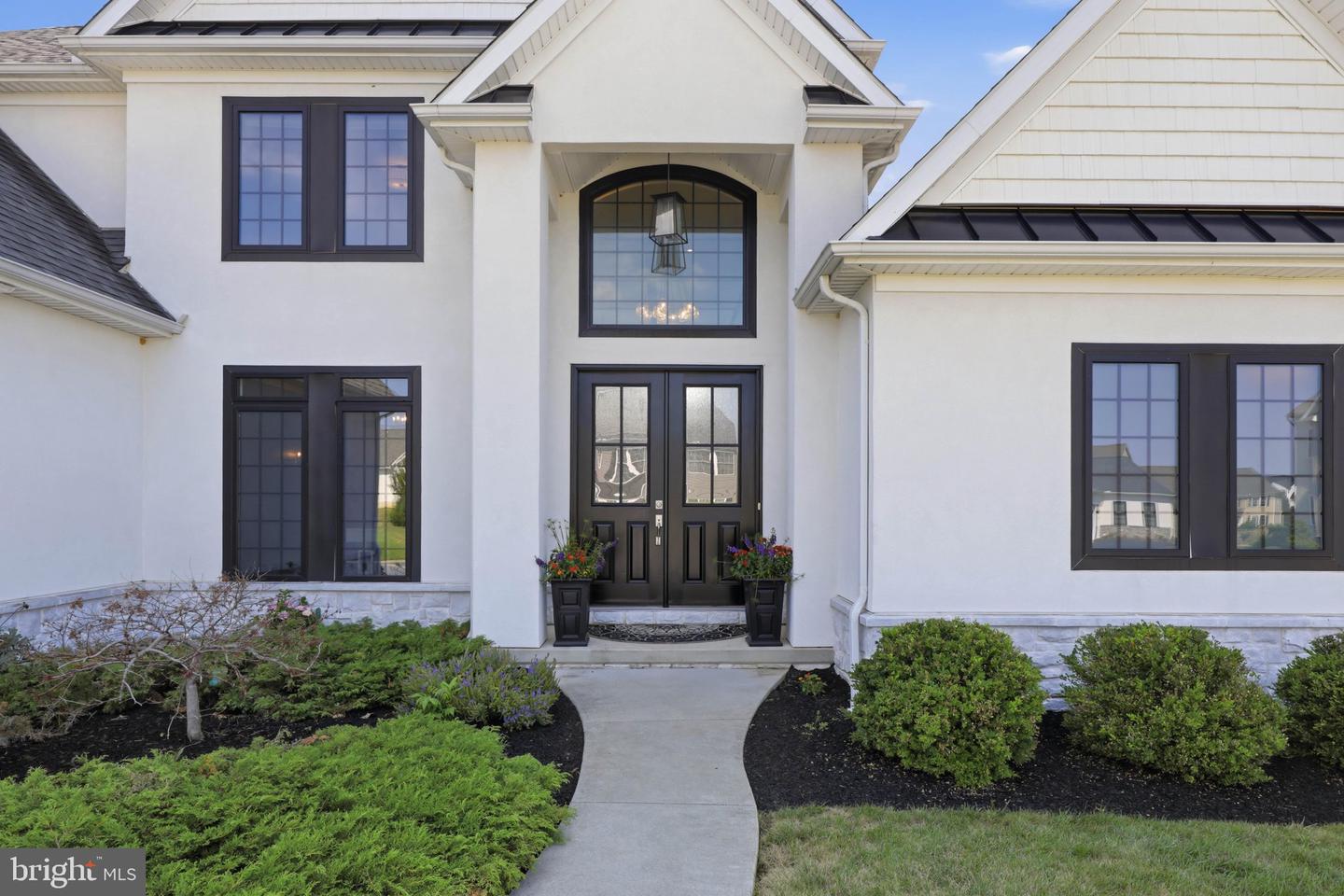 5 Alexa Dr Property Photo 2