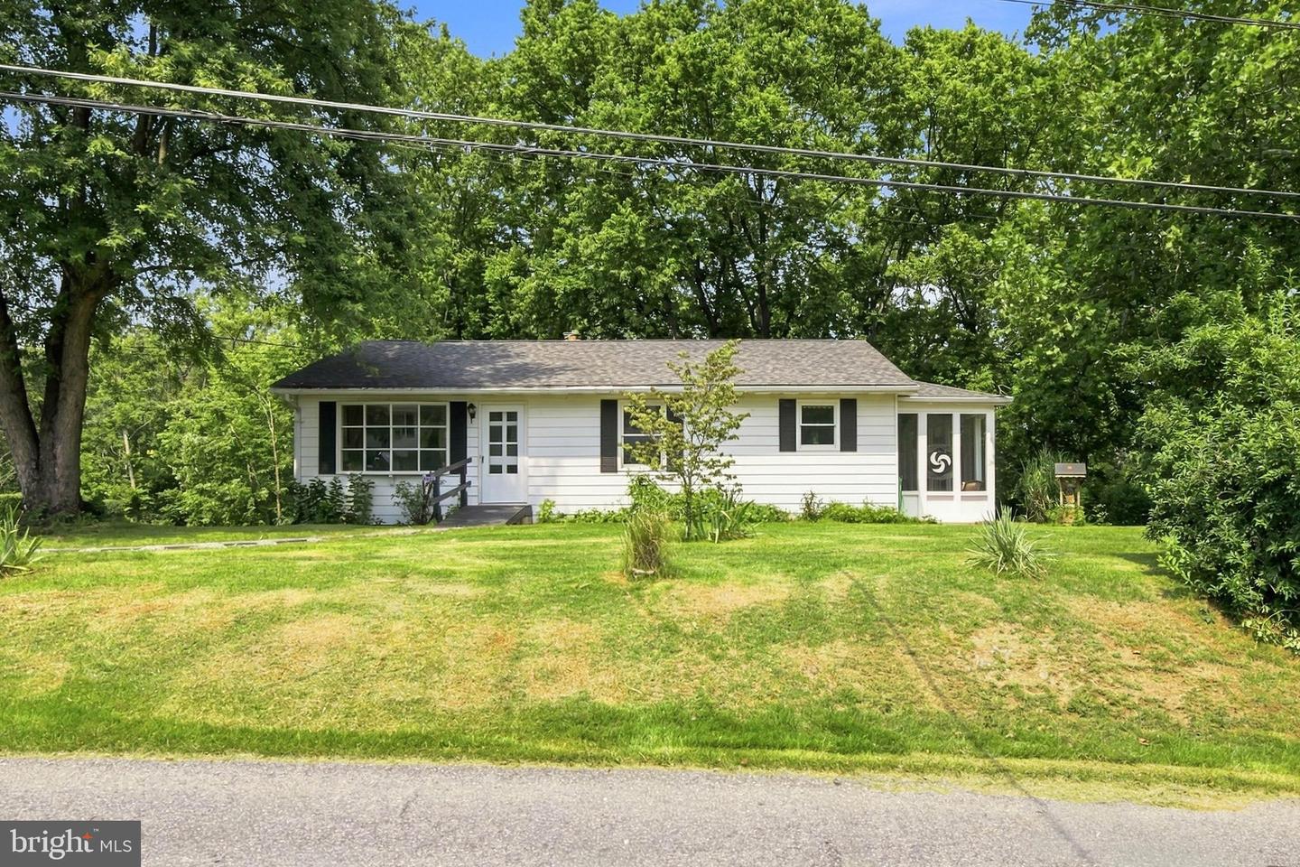 4533 Miller Dr Property Photo 1