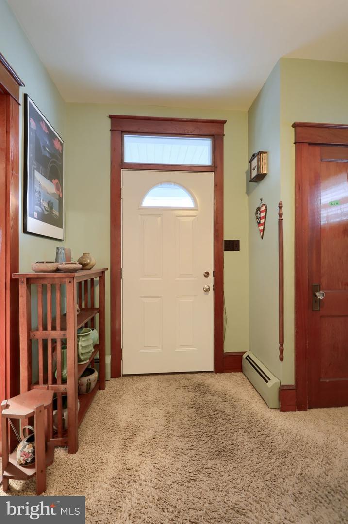 26 W Lemon St Property Photo 4