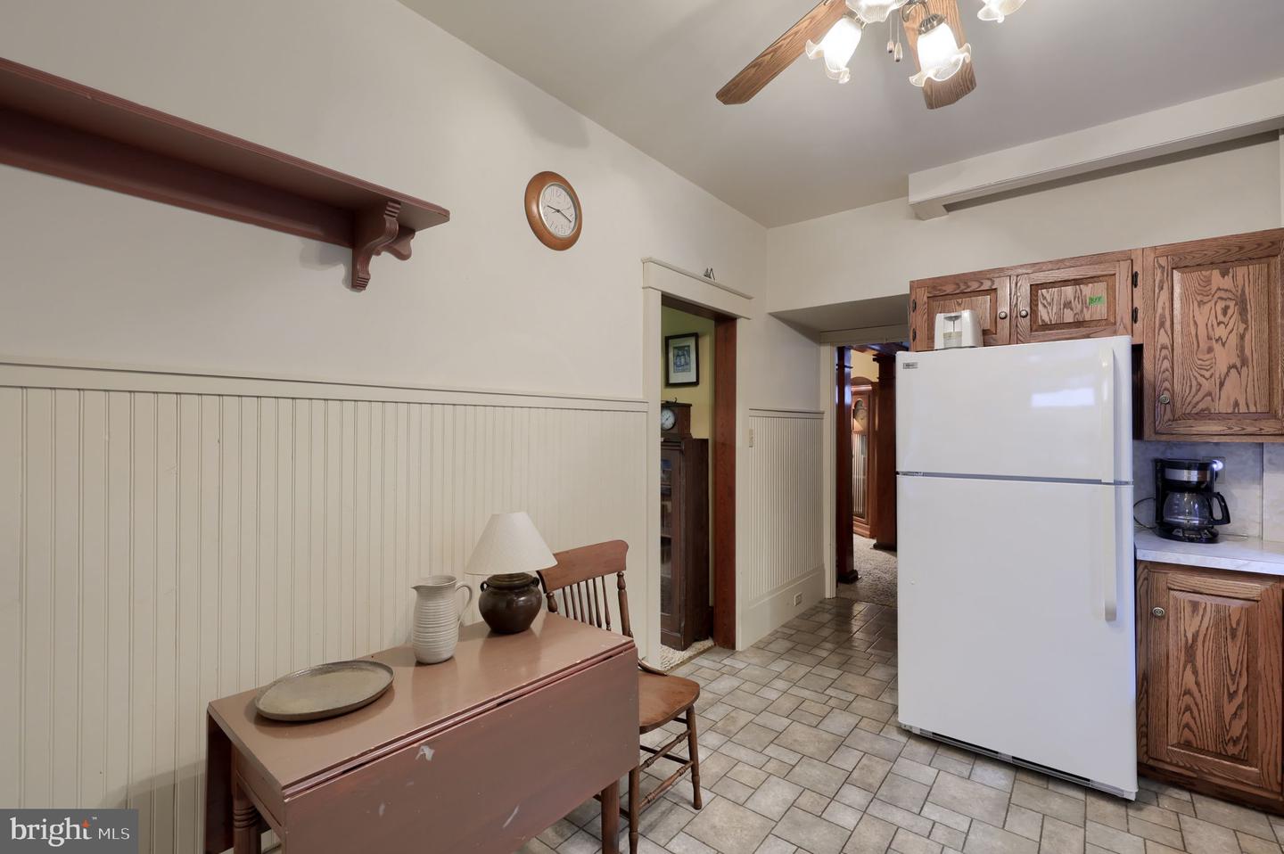 26 W Lemon St Property Photo 10
