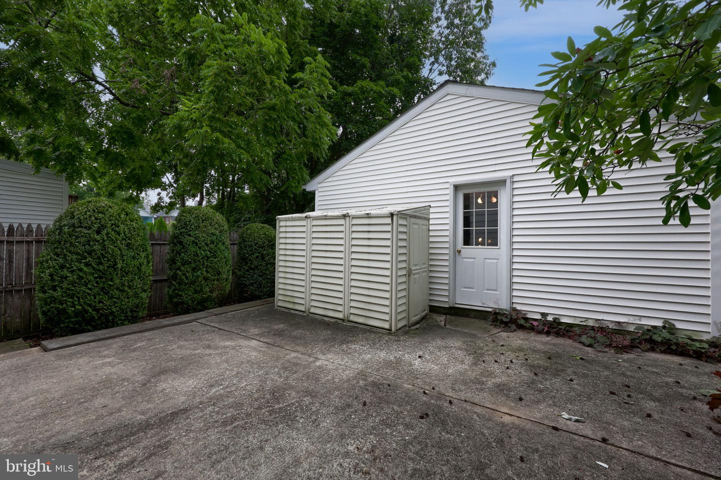 26 W Lemon St Property Photo 25