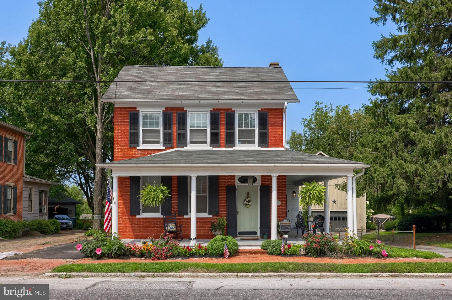111 E MAIN ST