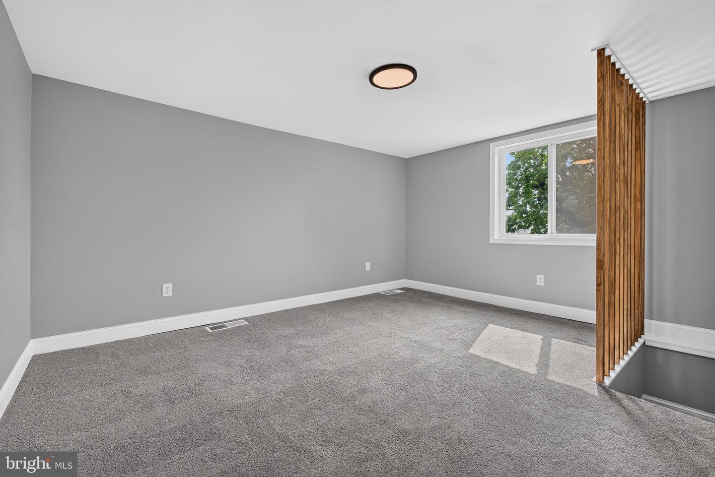 442 N Queen St Property Photo 31
