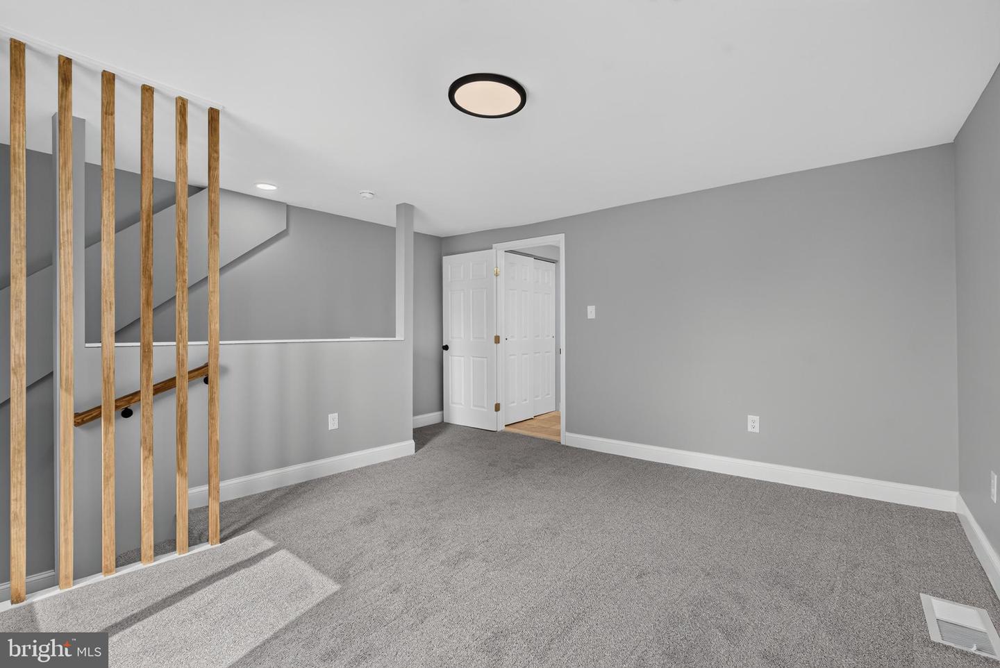 442 N Queen St Property Photo 31