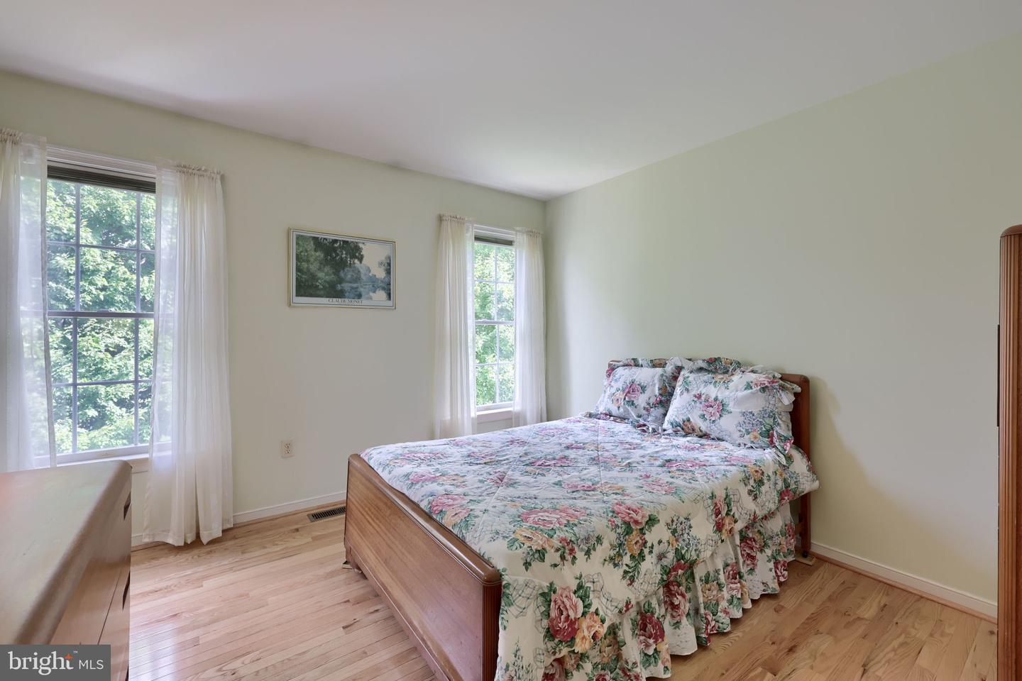 348 Squire Ln Property Photo 29